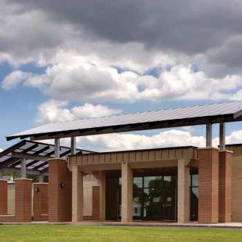 Single Pitch Standing Seam Canopies, 20mm Clear Polycarbonate