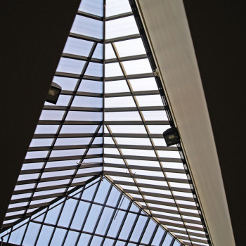 University of Minnesota School of Business - Reglaze of Triangular Pyramid, 25mm bronze polycarbonate with Lumira Aerogel